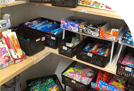 千葉県流山市おおたかの森の駄菓子屋「菊池堂」